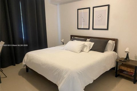 Condo in Sunny Isles Beach, Florida, 2 bedrooms  № 1802510 - photo 9