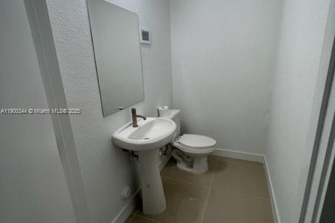 Adosado en alquiler en Homestead, Florida, 4 dormitorios, 129.88 m2 № 1952061 - foto 12