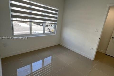 Adosado en alquiler en Homestead, Florida, 4 dormitorios, 129.88 m2 № 1952061 - foto 23