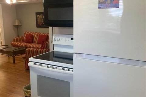Condominio en alquiler en Kissimmee, Florida, 1 dormitorio № 2142432 - foto 4
