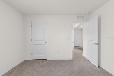 Villa ou maison à vendre à Zephyrhills, Floride: 3 chambres, 157 m2 № 2231705 - photo 11