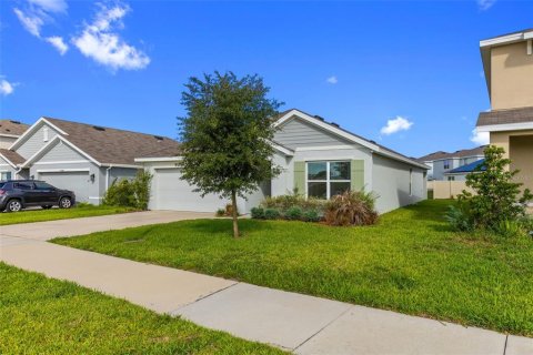 Villa ou maison à vendre à Zephyrhills, Floride: 3 chambres, 157 m2 № 2231705 - photo 4