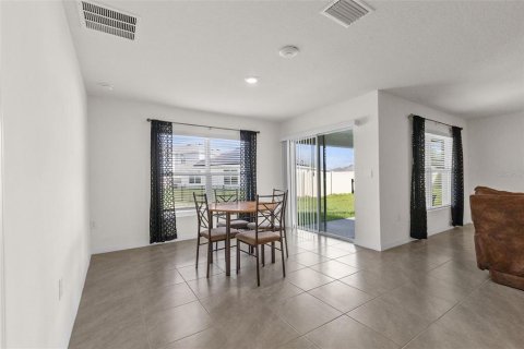 Villa ou maison à vendre à Zephyrhills, Floride: 3 chambres, 157 m2 № 2231705 - photo 23