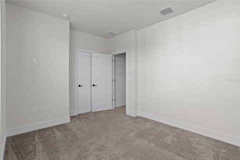 Touwnhouse à vendre à Clermont, Floride: 4 chambres, 171.4 m2 № 2361128 - photo 24