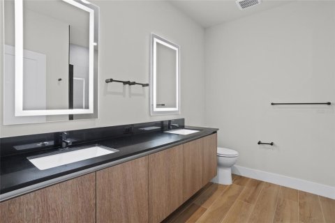 Touwnhouse à vendre à Clermont, Floride: 4 chambres, 171.4 m2 № 2361128 - photo 15