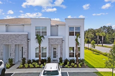 Townhouse in Clermont, Florida 4 bedrooms, 171.4 sq.m. № 2361128