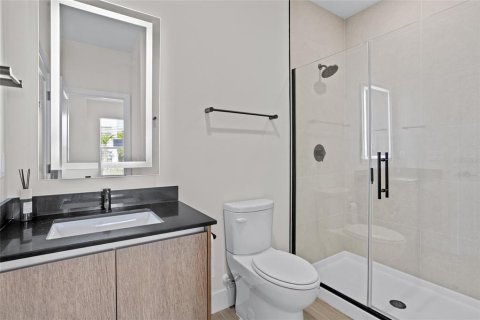 Touwnhouse à vendre à Clermont, Floride: 4 chambres, 171.4 m2 № 2361128 - photo 12