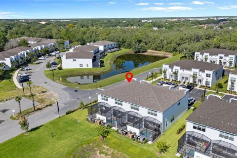 Touwnhouse à vendre à Clermont, Floride: 4 chambres, 171.4 m2 № 2361128 - photo 2