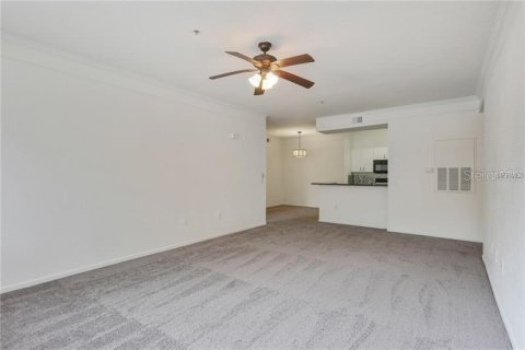 Condo in Tampa, Florida, 3 bedrooms  № 2166275 - photo 5