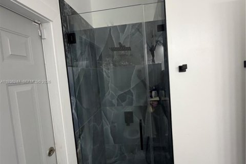 House in Homestead, Florida 5 bedrooms № 1995734 - photo 10