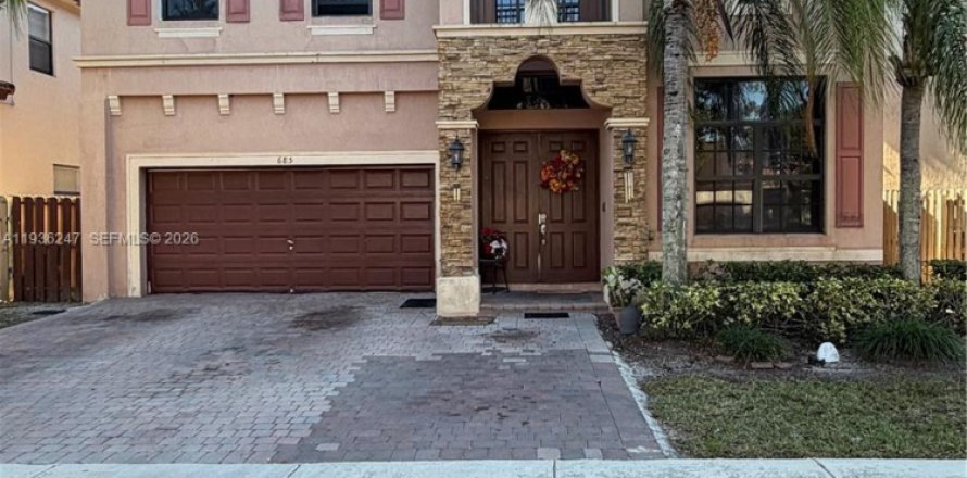 House in Homestead, Florida 5 bedrooms № 1995734