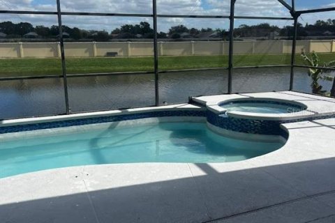 Casa en venta en Kissimmee, Florida, 5 dormitorios, 198.44 m2 № 1409725 - foto 12
