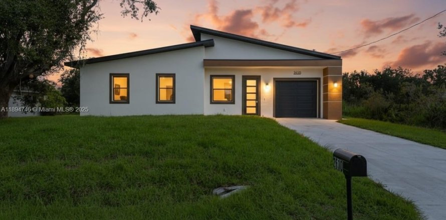 Casa en Lehigh Acres, Florida 3 dormitorios № 1947427