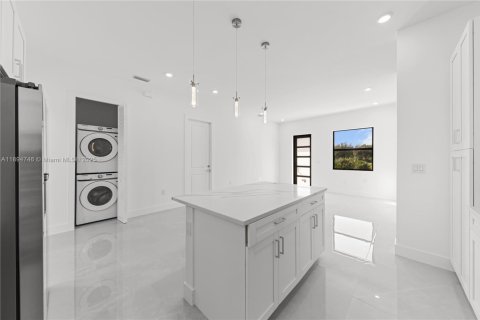 Casa en venta en Lehigh Acres, Florida, 3 dormitorios № 1947427 - foto 20