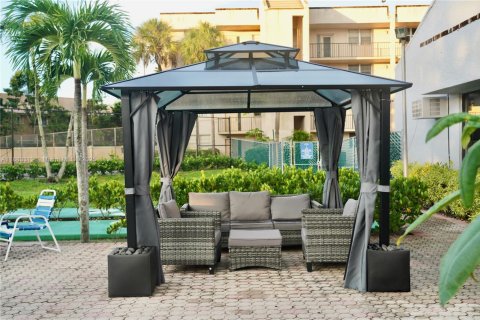Condo in Sunrise, Florida, 1 bedroom  № 1929706 - photo 18