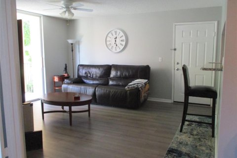 Condominio en alquiler en Hypoluxo, Florida, 2 dormitorios, 85.66 m2 № 2188961 - foto 4