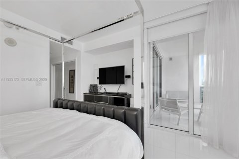 Condo in Sunny Isles Beach, Florida, 2 bedrooms  № 2076809 - photo 12