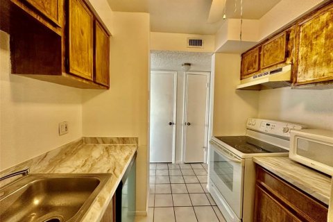 Condominio en venta en Tampa, Florida, 2 dormitorios, 84.73 m2 № 1513663 - foto 5