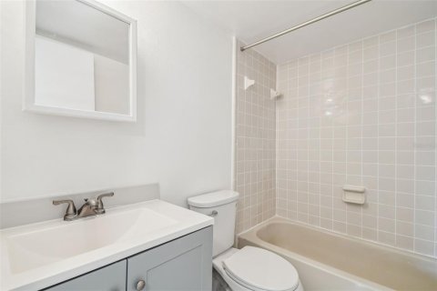 Condominio en venta en Tampa, Florida, 2 dormitorios, 84.73 m2 № 1513663 - foto 19