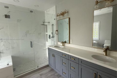 House in Palmetto Bay, Florida 4 bedrooms, 261.89 sq.m. № 1944397 - photo 17