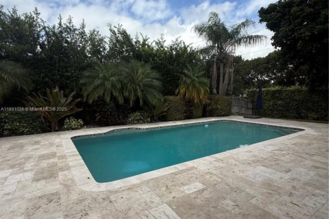 House in Palmetto Bay, Florida 4 bedrooms, 261.89 sq.m. № 1944397 - photo 24