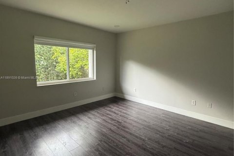 House in Palmetto Bay, Florida 4 bedrooms, 261.89 sq.m. № 1944397 - photo 22