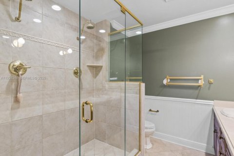 House in Fort Lauderdale, Florida 5 bedrooms, 261.89 sq.m. № 2019790 - photo 26