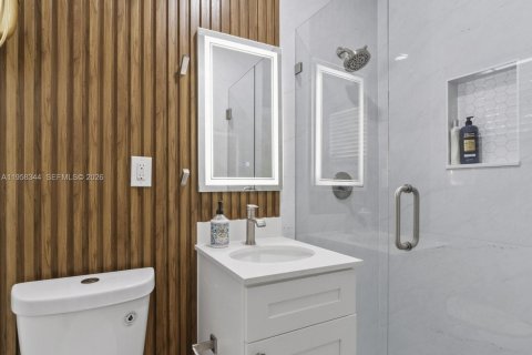 House in Fort Lauderdale, Florida 5 bedrooms, 261.89 sq.m. № 2019790 - photo 18