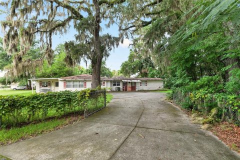Commercial property in Belleview, Florida 174.28 sq.m. № 2284964 - photo 14