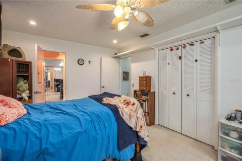 Villa ou maison à vendre à Winter Haven, Floride: 4 chambres, 238.67 m2 № 2145018 - photo 19