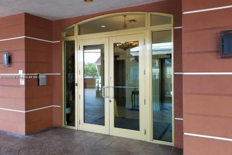 Copropriété à louer à Miami, Floride: 2 chambres, 83.33 m2 № 1892619 - photo 2