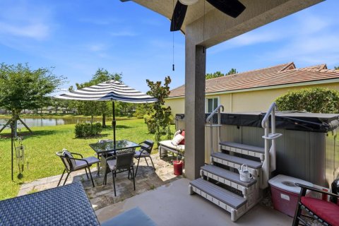 Villa ou maison à vendre à Port St. Lucie, Floride: 3 chambres, 173.54 m2 № 2397123 - photo 27