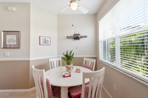 Villa ou maison à vendre à Port St. Lucie, Floride: 3 chambres, 173.54 m2 № 2397123 - photo 15