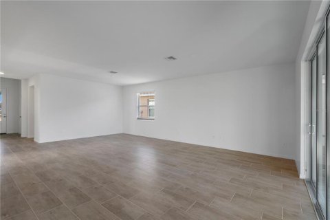Casa en alquiler en Punta Gorda, Florida, 3 dormitorios, 172.52 m2 № 1866693 - foto 15