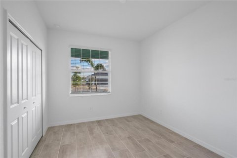 Casa en alquiler en Punta Gorda, Florida, 3 dormitorios, 172.52 m2 № 1866693 - foto 5