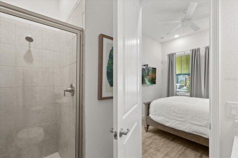 Casa en venta en Kissimmee, Florida, 5 dormitorios, 177.26 m2 № 1824358 - foto 15