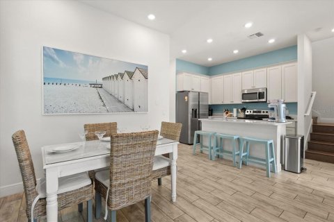 Casa en venta en Kissimmee, Florida, 5 dormitorios, 177.26 m2 № 1824358 - foto 7