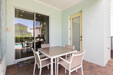 Casa en venta en Kissimmee, Florida, 5 dormitorios, 177.26 m2 № 1824358 - foto 30