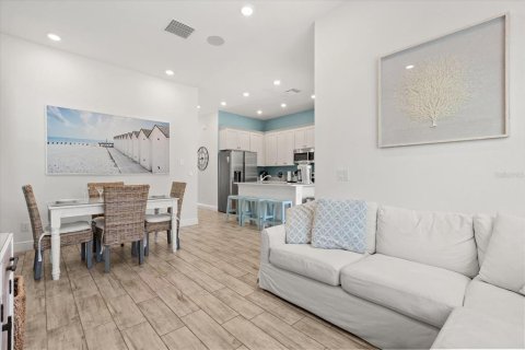 Casa en venta en Kissimmee, Florida, 5 dormitorios, 177.26 m2 № 1824358 - foto 6