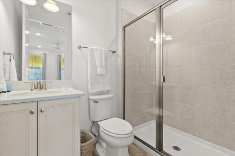 Casa en venta en Kissimmee, Florida, 5 dormitorios, 177.26 m2 № 1824358 - foto 24