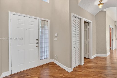 House in Boca Raton, Florida 3 bedrooms, 210.61 sq.m. № 2020972 - photo 9