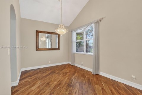 House in Boca Raton, Florida 3 bedrooms, 210.61 sq.m. № 2020972 - photo 14