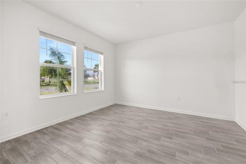 Villa ou maison à vendre à Leesburg, Floride: 4 chambres, 244.8 m2 № 2425983 - photo 4