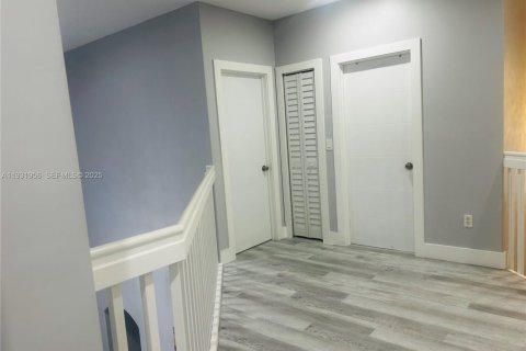 Купить виллу или дом в Майами, Флорида 6 спален, 296.54м2, № 1992130 - фото 26