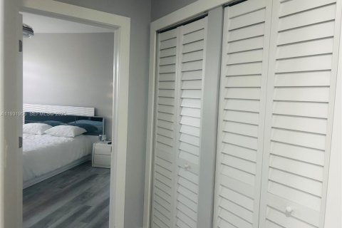 Купить виллу или дом в Майами, Флорида 6 спален, 296.54м2, № 1992130 - фото 16