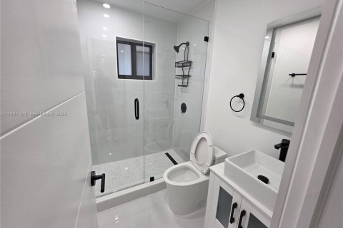 Снять в аренду виллу или дом в Хайалиа, Флорида 2 спальни, 74.32м2, № 1995994 - фото 6