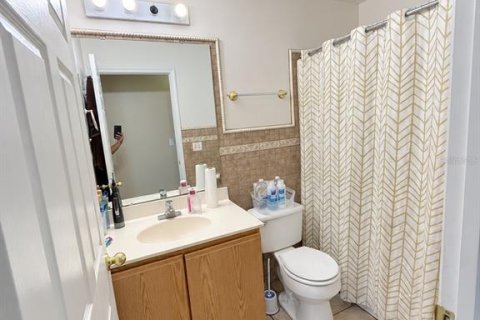 House in Orlando, Florida 4 bedrooms, 174.1 sq.m. № 2403683 - photo 21
