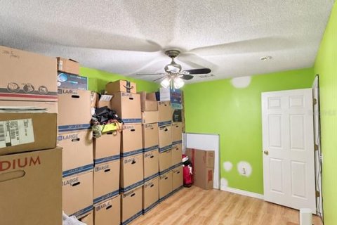 House in Orlando, Florida 4 bedrooms, 174.1 sq.m. № 2403683 - photo 18