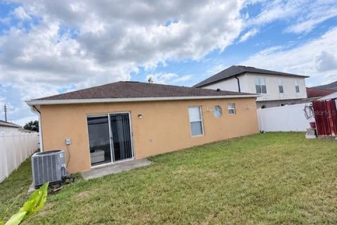 House in Orlando, Florida 4 bedrooms, 174.1 sq.m. № 2403683 - photo 30