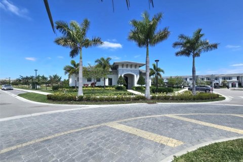 Touwnhouse à vendre à Homestead, Floride: 3 chambres, 157.47 m2 № 2073556 - photo 8